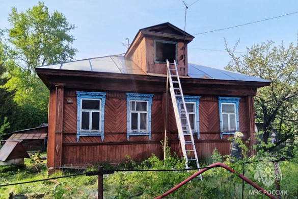 В Ивановской области сгорели 3 частных дома и баня